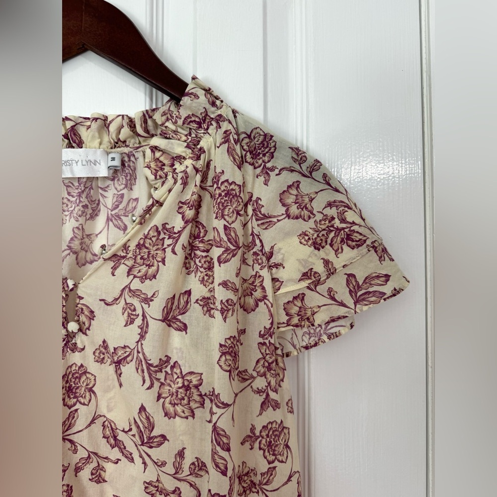 Christy Lynn Gigi Blouse in Raspberry Floral Medium - Picture 4 of 10